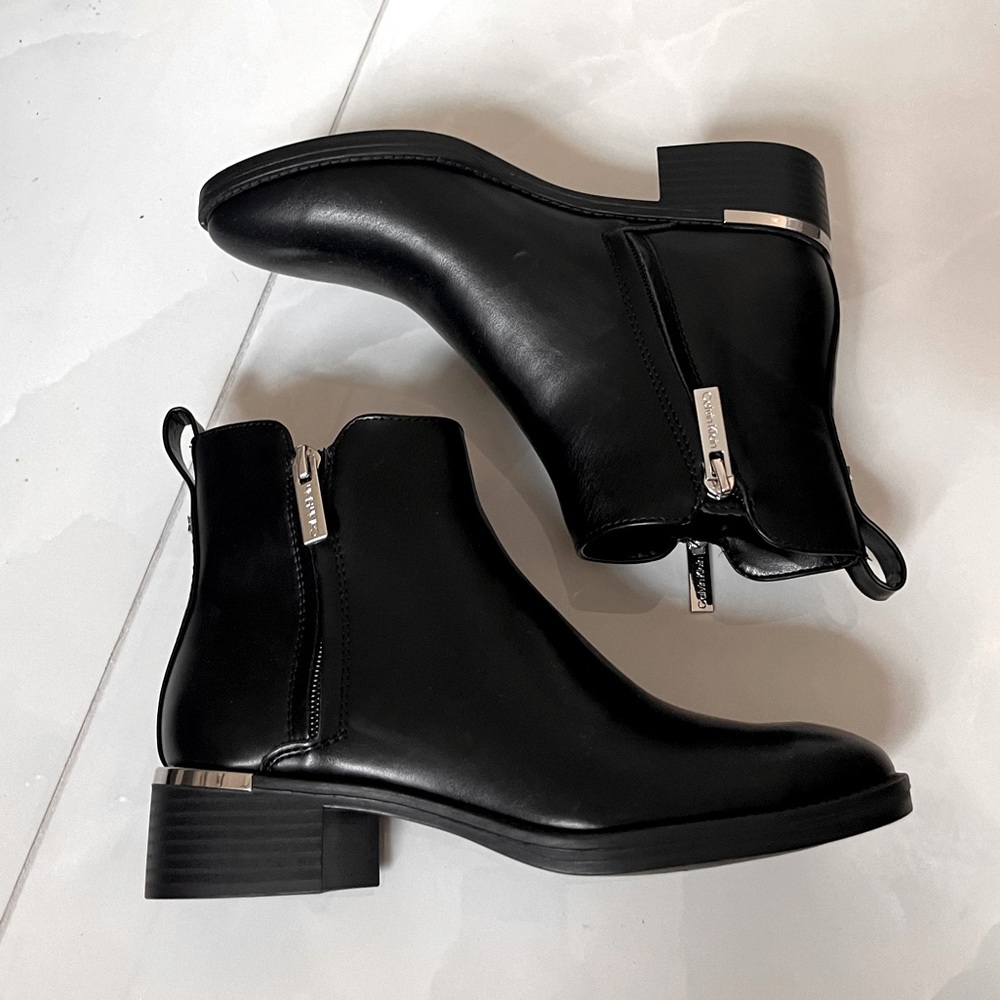 🆕 CK Calvin Klein double zipper black ankle boots booties sz. 5.5